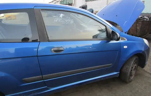 Chevrolet Aveo Front door 