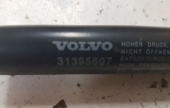 Volvo V40 Tailgate/trunk strut/damper 31395607