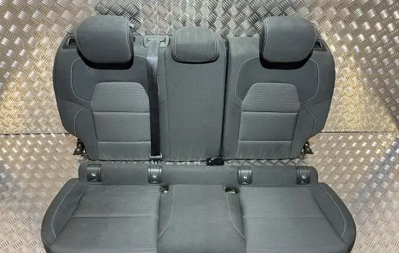 Renault Arkana Second row seats PU19336
