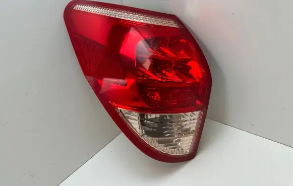 Toyota RAV 4 (XA30) Rear/tail lights I090037