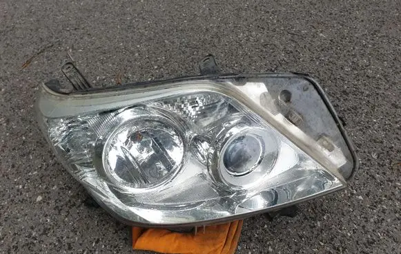 Toyota Land Cruiser (J150) Headlight/headlamp 8113060E40