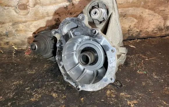 BMW X5 E53 Gearbox transfer box case 1220021