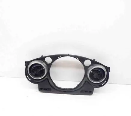 Mini One - Cooper Cabrio R52 Radio/GPS head unit trim 0769337
