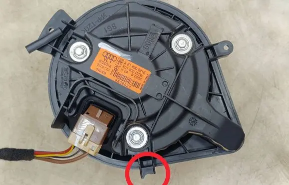 Seat Exeo (3R) Heater fan/blower 8E1820021E