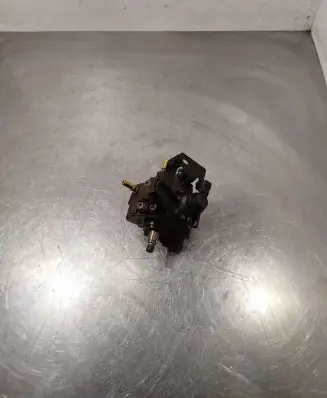 Fuel injection high pressure pump