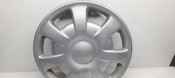 Subaru Impreza I R14 wheel hub/cap/trim 