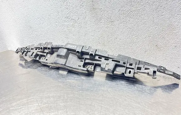 Opel Insignia A Top upper radiator support slam panel 13354566
