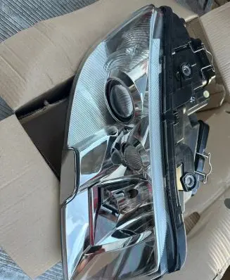 Skoda Superb B5 (3U) Headlight/headlamp 3U1941018H 1EL24604210