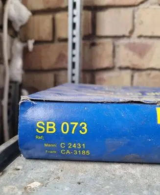 Ford Escort Air filter SB073 CA3185 C2431