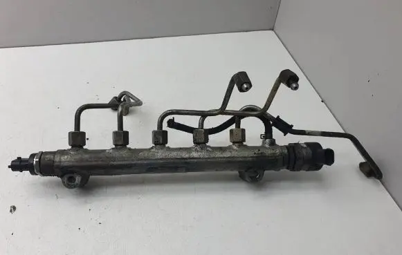 Hyundai Santa Fe Fuel main line pipe 31400-27400