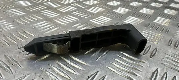 Volvo XC60 Headlight/headlamp mounting bracket 30763155