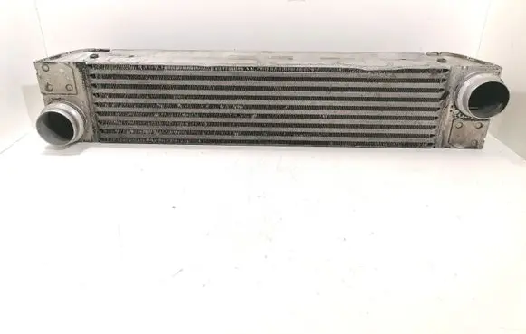BMW 7 E65 E66 Intercooler radiator 779084601