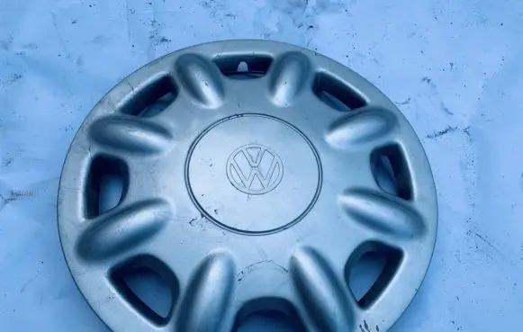 Volkswagen Golf V R15 wheel hub/cap/trim 