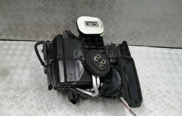 Dacia Duster II Interior heater climate box assembly 272700130R 3751 5020155
