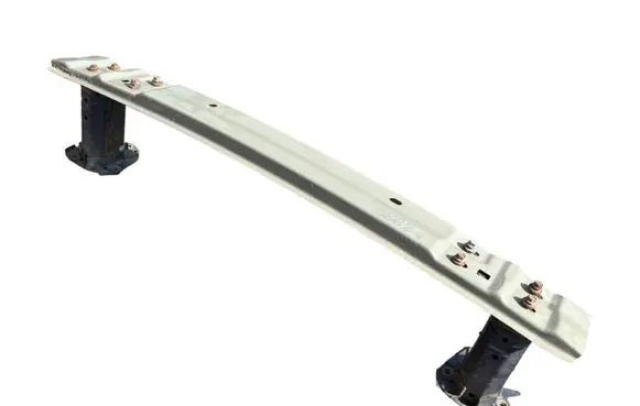Toyota Avensis T270 Rear bumper cross member 56094213A