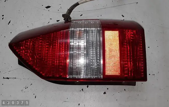 Mitsubishi Space Wagon Rear/tail lights