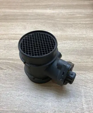 Opel Vectra B Mass air flow meter 0281002139
