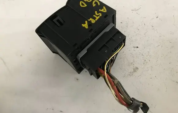 Opel Astra G Light switch 09133249