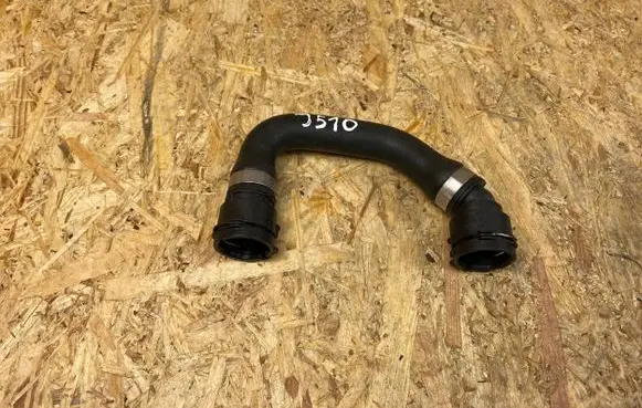 Mercedes-Benz EQA Engine coolant pipe/hose A2438304400