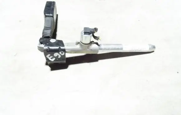 BMW 7 E38 Rear seatbelt buckle 6975363