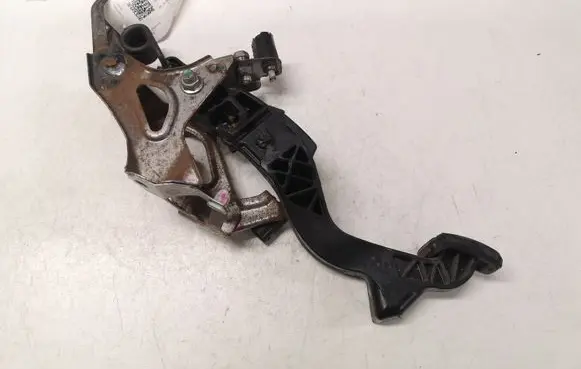 Clutch pedal