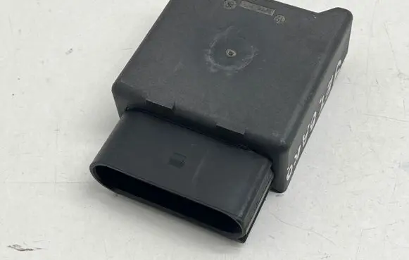 Volkswagen Jetta VII Fuel injection pump control unit/module 5Q0906093B 250924