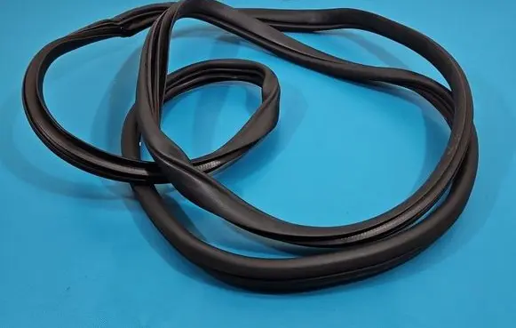 Front door rubber seal