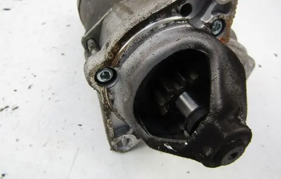 Opel Corsa C Starter motor 