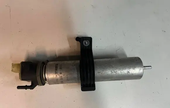 BMW 4 F36 Gran coupe Fuel filter heater 8572522
