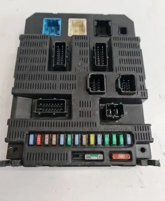 Peugeot 207 Fuse box set 9659285480 1347872210207 61926020