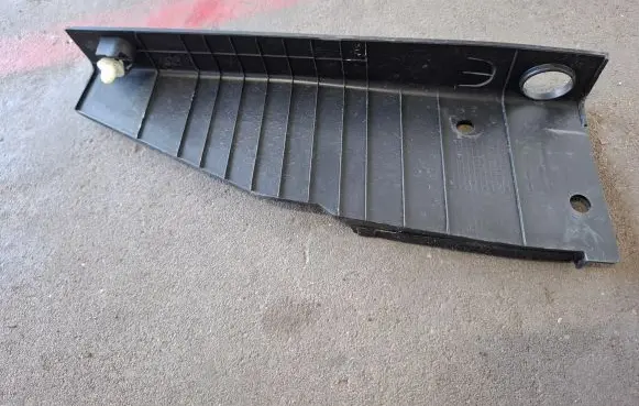 KIA Sportage Fender end trim 84169D9000