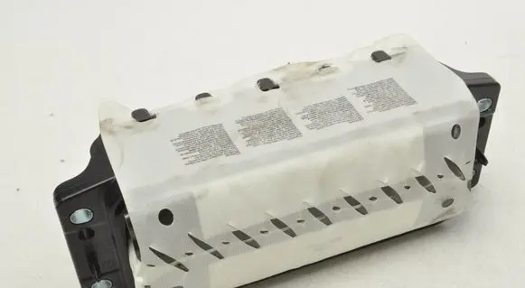 Skoda Fabia Mk4 (6VA) Passenger airbag 6VA880204F