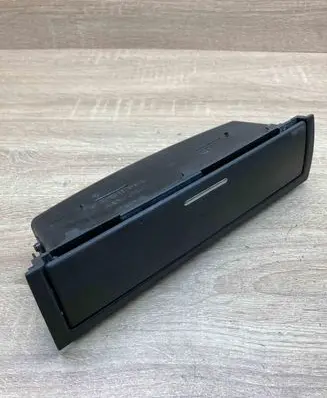 BMW 3 E46 Dashboard storage box/compartment 8196115