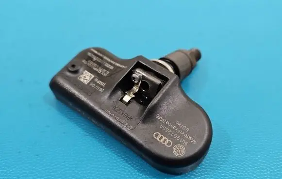 Volkswagen PASSAT B6 Tire pressure sensor 1K0907255A IMPRK1578414
