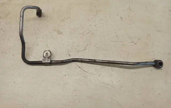 Nissan Qashqai+2 Turbo turbocharger oiling pipe/hose