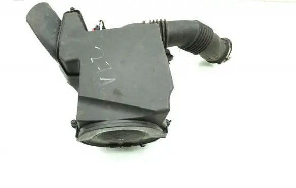 Ford Kuga II Air filter box CV619600DC