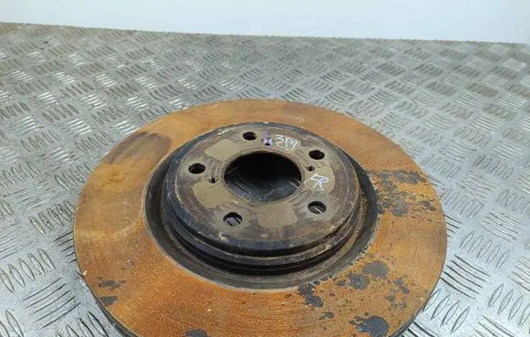 Honda CR-V Front brake disc
