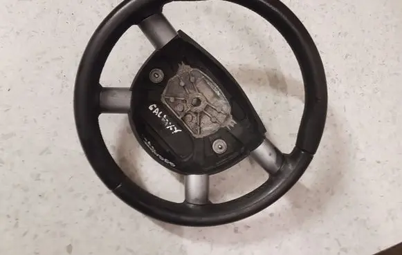 Ford Mondeo Mk III Steering wheel 101178A10