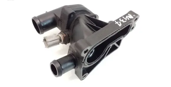 Ford Focus Thermostat/thermostat housing CM5G9K478GA