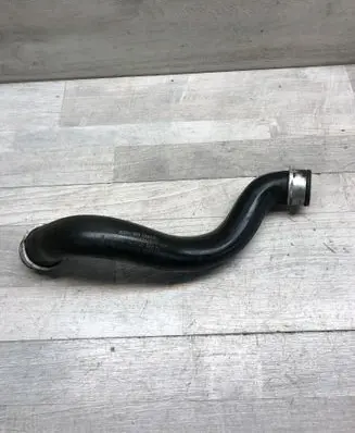 Mercedes-Benz C W204 Engine coolant pipe/hose A2045011582