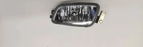 Mitsubishi Pajero Front fog light 2142026l