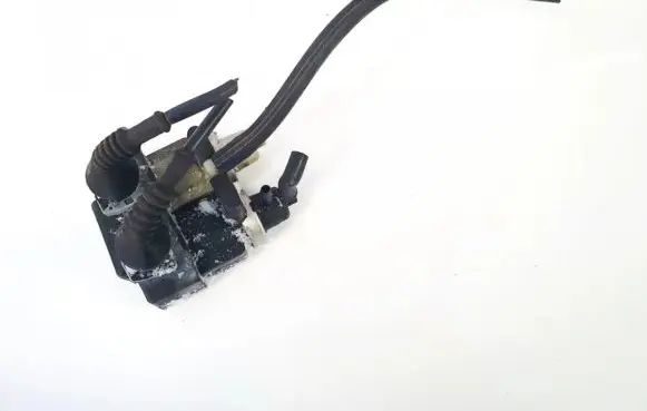 Volkswagen Golf V Turbo solenoid valve 1j0906627a 7.22903.21