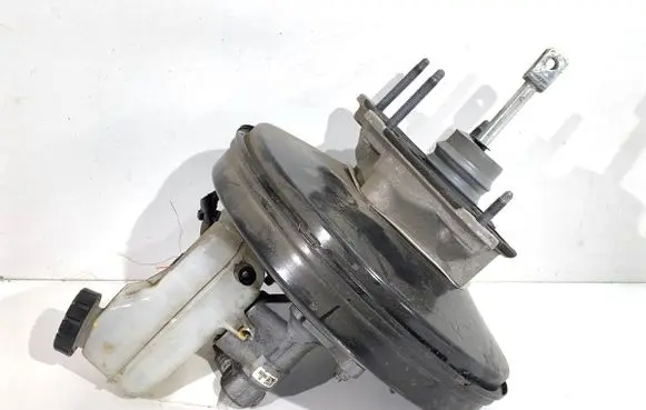 Dacia Duster II Brake booster 472104797R