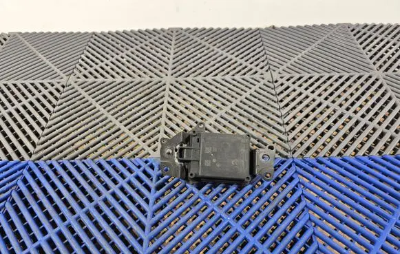 Toyota C-HR I Distronic sensor radar 88210F4040 2021SF009