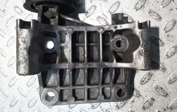 Audi A6 S6 C6 4F Generator/alternator bracket 059903143K