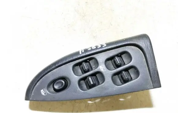 Chrysler 300M Electric window control switch 04602464aa