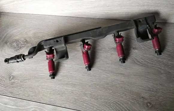 Mazda 3 I Fuel injectors set 