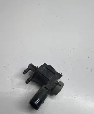Volkswagen Golf IV Turbo solenoid valve 1J0906283C