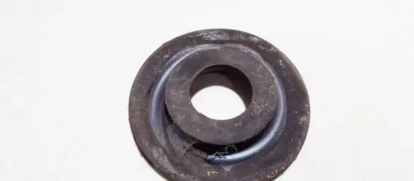 Volkswagen Golf V Front coil spring rubber mount 1k0512149b