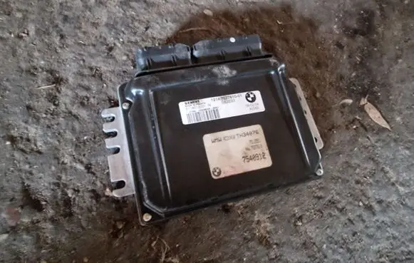 Mini One - Cooper R50 - 53 Engine control unit/module 7527610